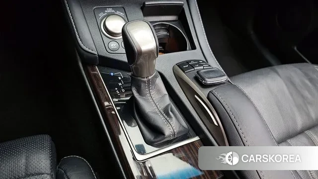 Lexus New ES300h id 3779145 из Кореи 19