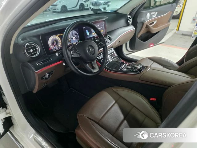 Mercedes-Benz E-Class W213 id 4188594 из Кореи 19