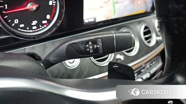 Mercedes-Benz E-Class W213 id 3459508 из Кореи 19