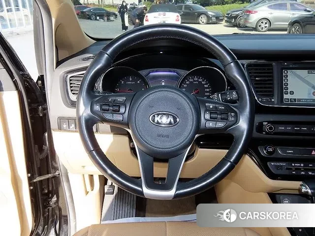 Kia All New Carnival id 3339503 из Кореи 19