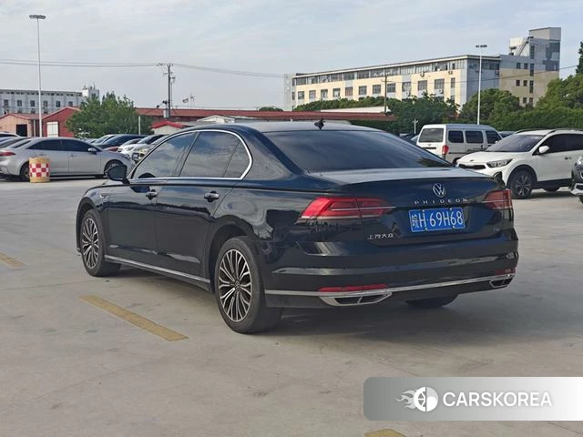 Volkswagen Huiang id 4336109 из Китая 12