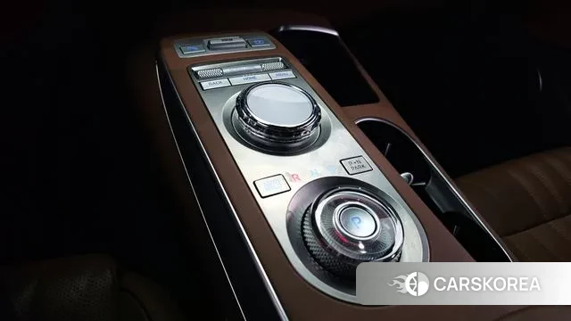 Genesis GV70 id 3586745 из Кореи 19