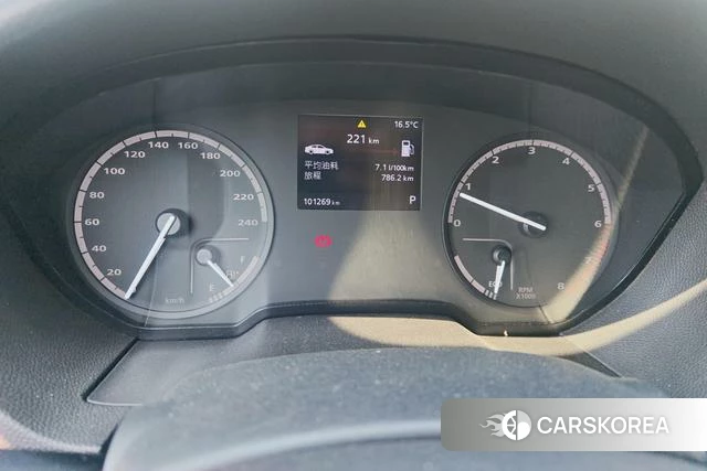 Qoros 3 id 4208971 из Китая 16