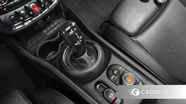 Mini Cooper Clubman id 3911354 из Кореи 19