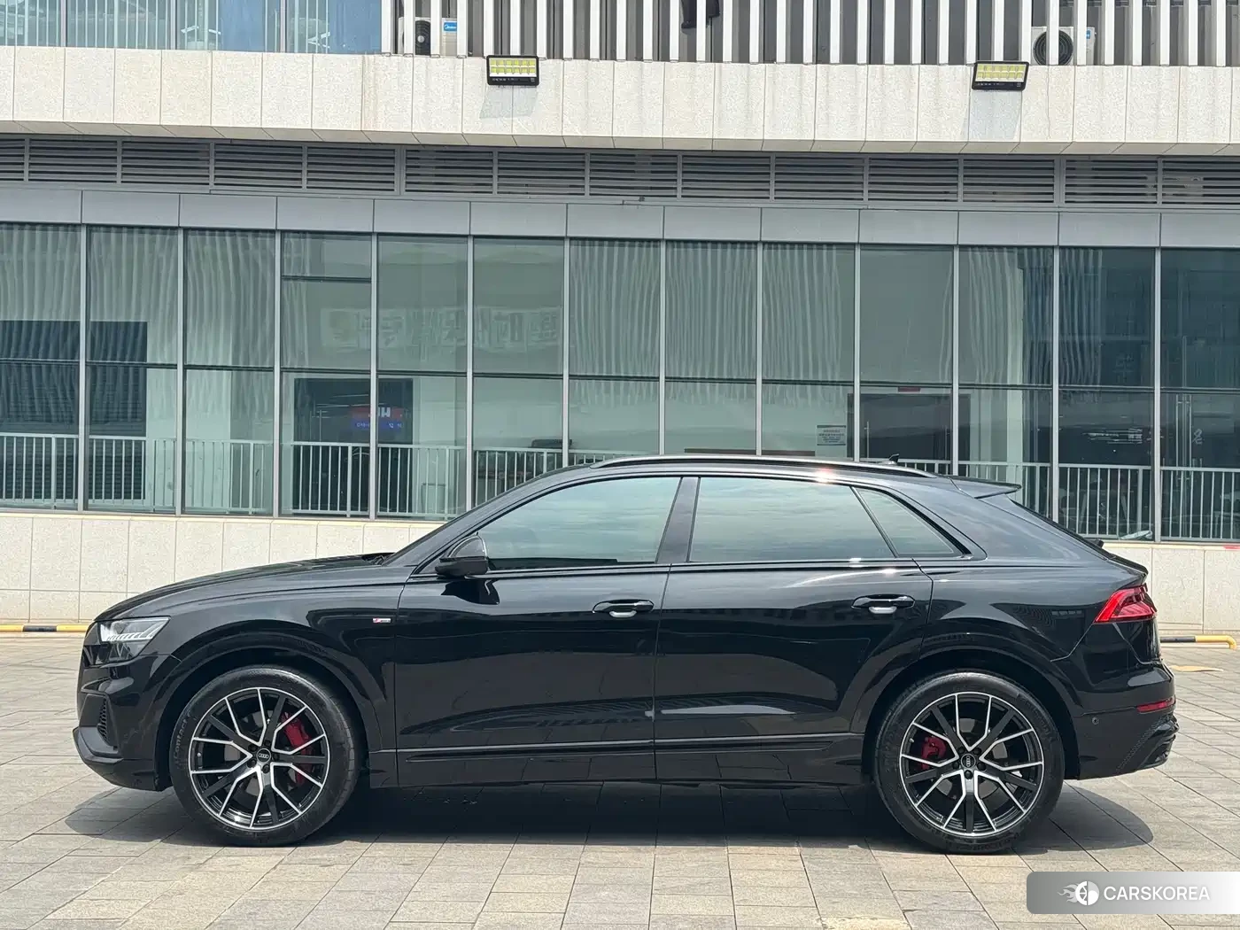 Audi Q8 id 4607121 из Китая 15