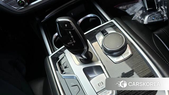 BMW 7 Series (G11) id 3917578 из Кореи 19