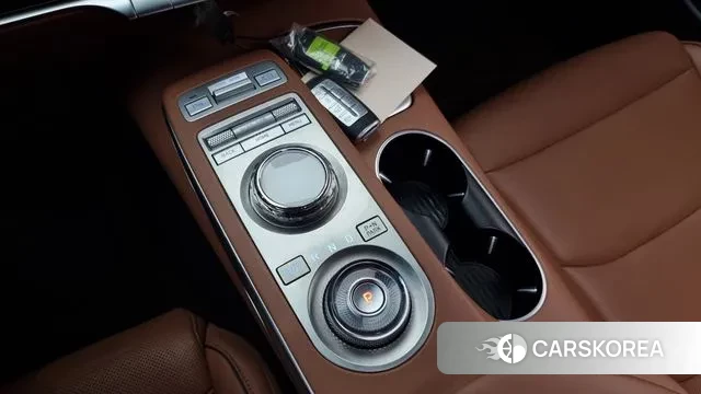 Genesis GV70 id 3448453 из Кореи 19