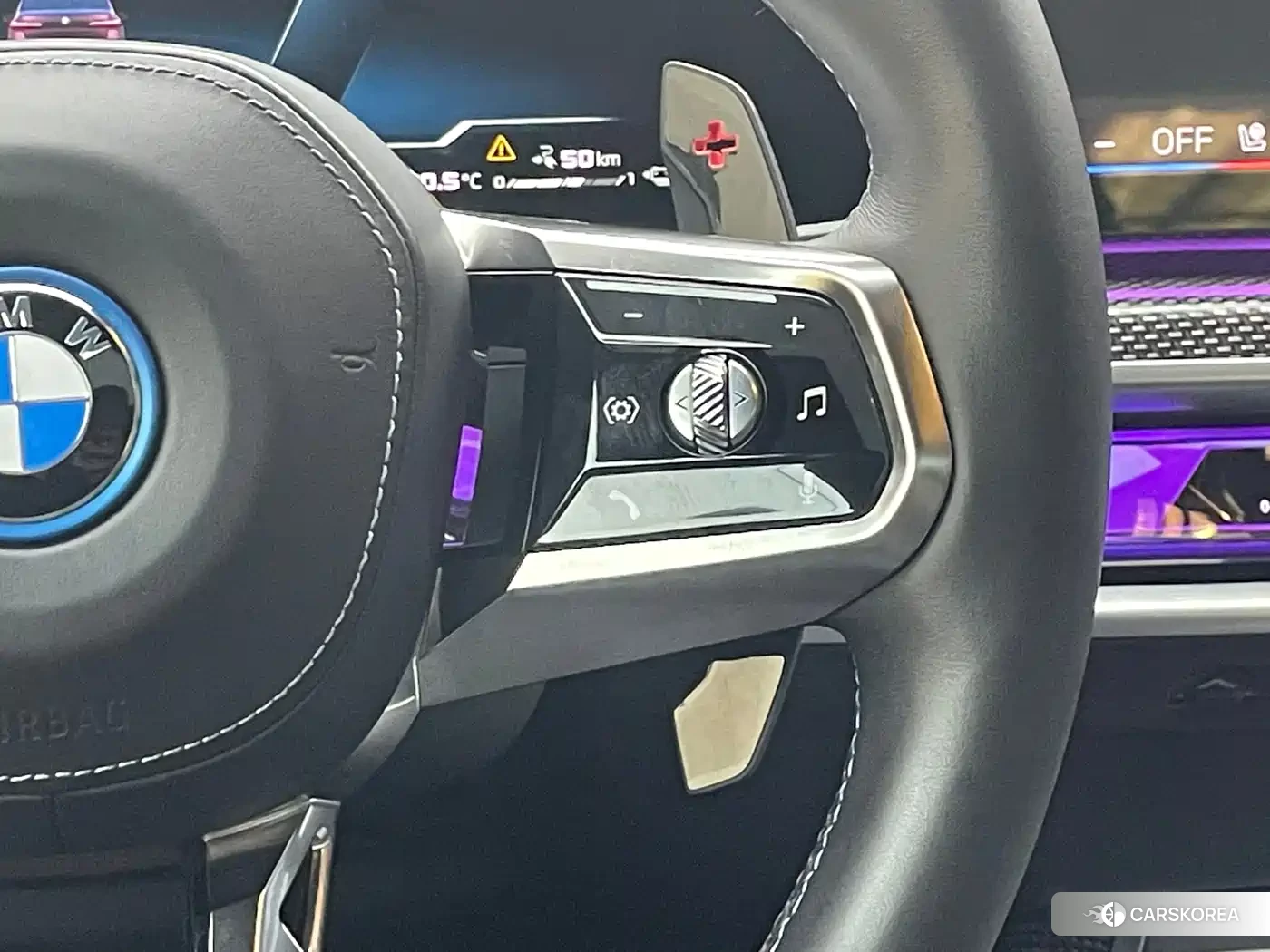 BMW M760Le id 4606843 из Китая 17