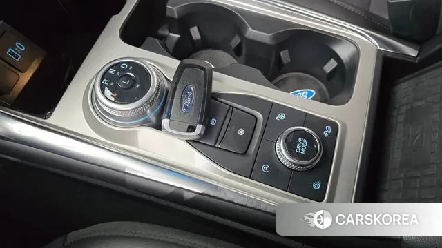 Ford Explorer 6th Generation id 3348282 из Кореи 19