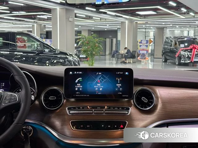 Mercedes-Benz V-class id 4278267 из Китая 21