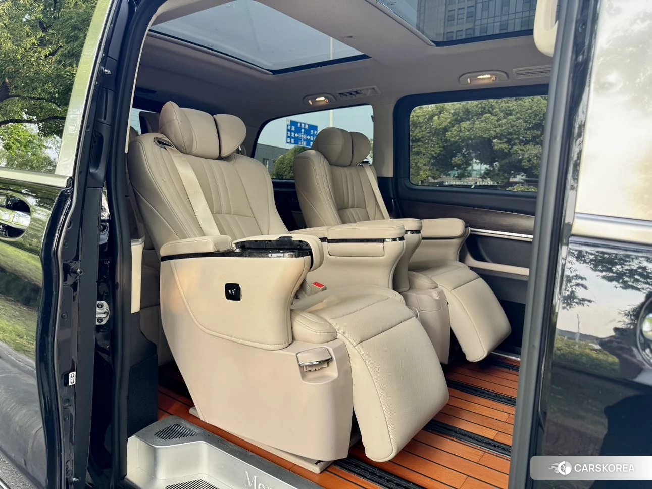 Mercedes-Benz V-class id 4419206 из Китая 10