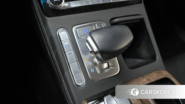 Genesis G90 id 4294633 из Кореи 19