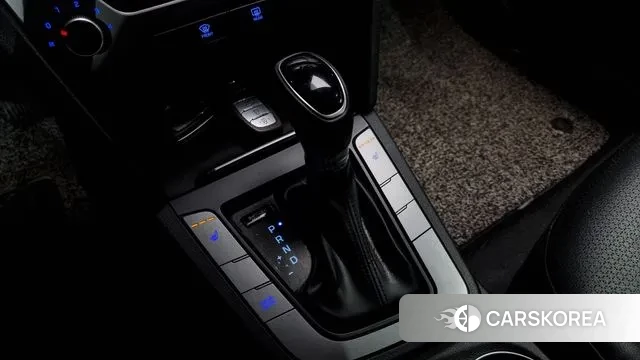 Hyundai Avante AD id 3469977 из Кореи 19