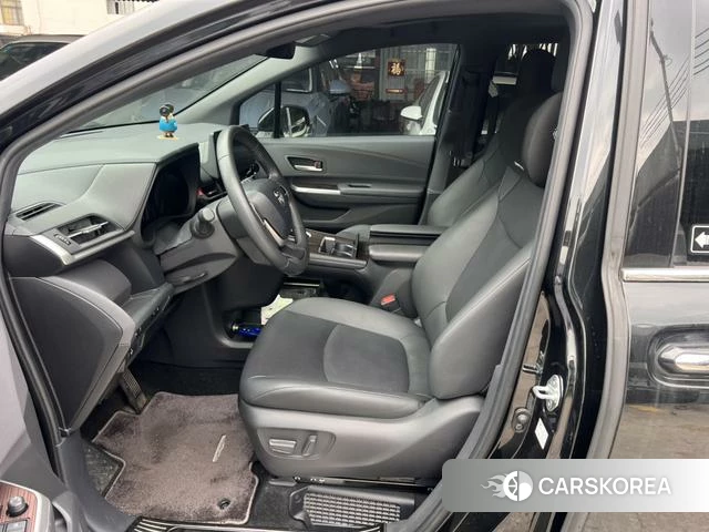Toyota Saina id 4290219 из Китая 17
