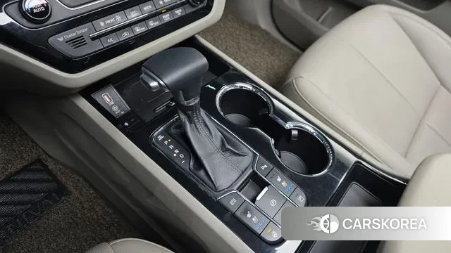 Kia The New Carnival id 3568667 из Кореи 19