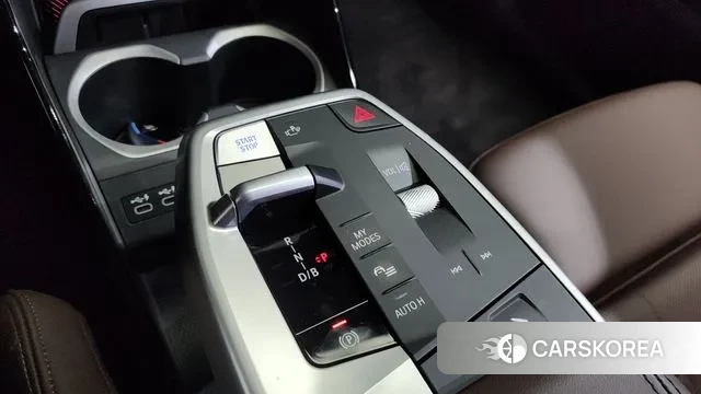 BMW iX1 (U11) id 3763480 из Кореи 19