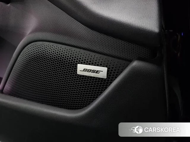 Porsche Taycan id 3263985 из Кореи 19