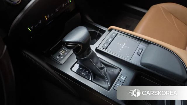 Lexus ES300h 7th generation id 3923588 из Кореи 19