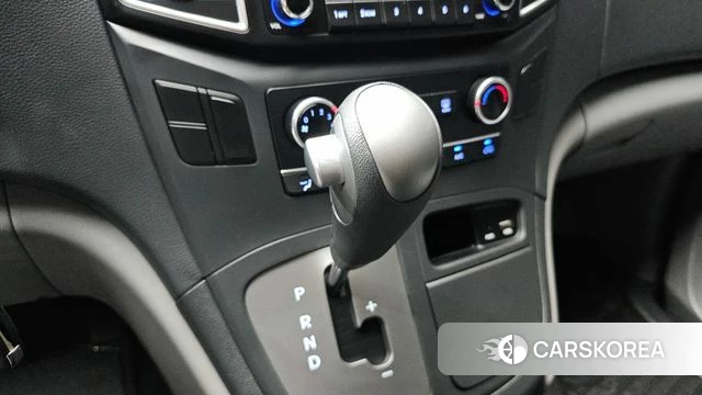 Hyundai The New Grand Starex id 4632342 из Кореи 19