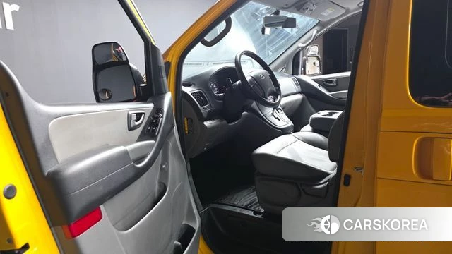 Hyundai The New Grand Starex id 4943353 из Кореи 36