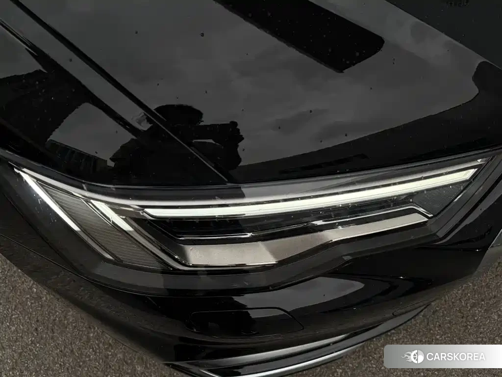 Audi A6L id 4546221 из Китая 19
