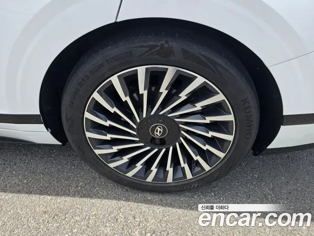 Hyundai Grandeur Hybrid (GN7) id 2719005 из Кореи 18