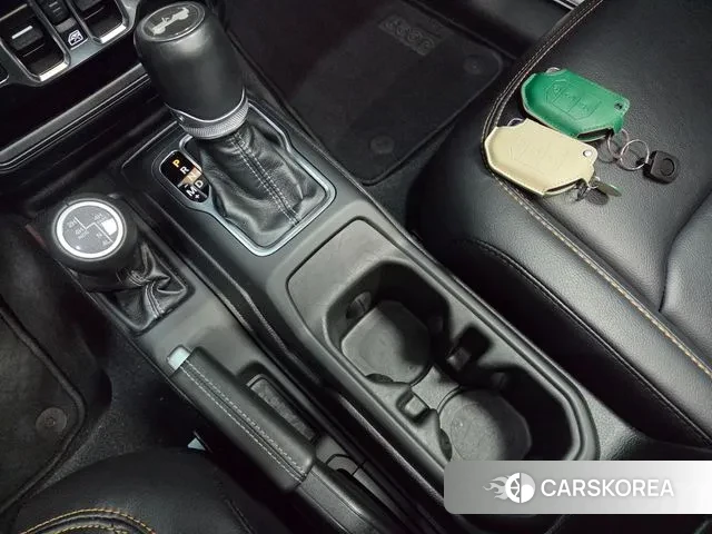 Jeep Wrangler (JL) id 3605685 из Кореи 19