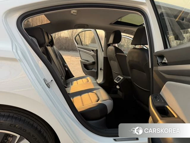 Volkswagen Bora id 4256081 из Китая 20