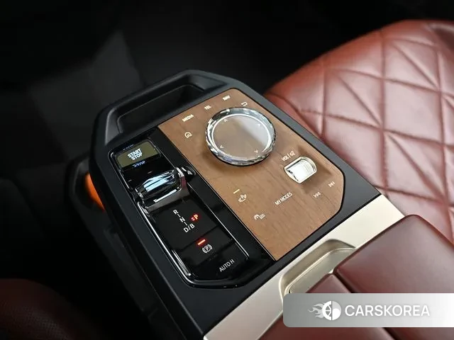 BMW iX id 3591976 из Кореи 19