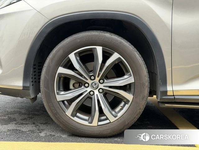 Lexus RX id 4366160 из Китая 33
