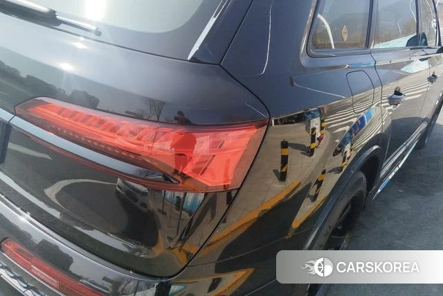 Audi Q7 id 4271822 из Китая 16