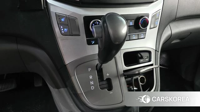Hyundai The New Grand Starex id 4638296 из Кореи 19