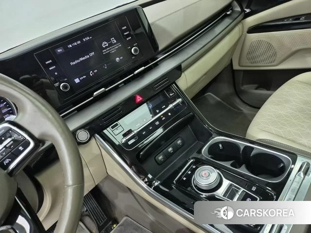 Kia Carnival 4th generation id 4410120 из Кореи 18