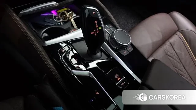 BMW 5 Series (G30) id 3659702 из Кореи 19