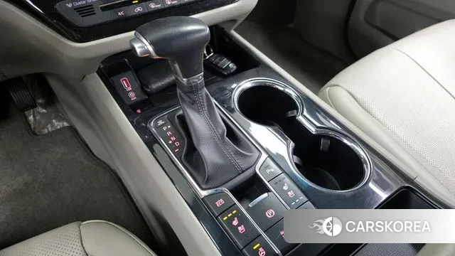 Kia The New Carnival id 3627148 из Кореи 19