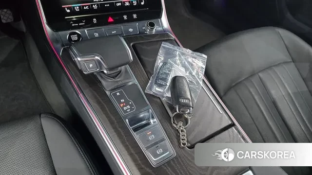 Audi A6 (C8) id 2901105 из Кореи 19