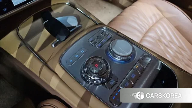 Genesis G90 (RS4) id 3007390 из Кореи 19