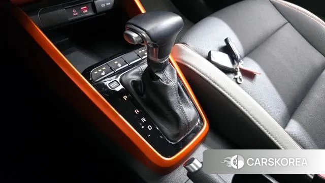 Kia Stonic id 3455303 из Кореи 19