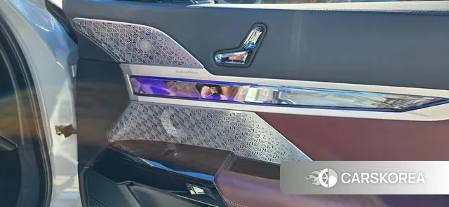 BMW i7 (G70) id 3420430 из Кореи 19