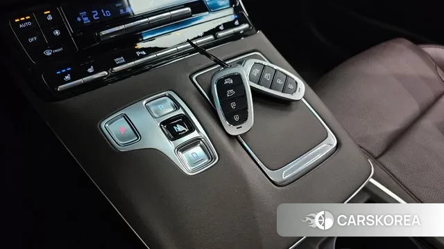 Hyundai The New Grandeur IG Hybrid id 3044235 из Кореи 19