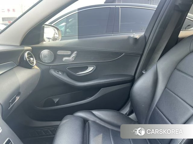 Mercedes-Benz Class C id 4353100 из Китая 13