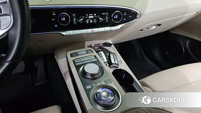 Genesis GV70 id 3708302 из Кореи 19