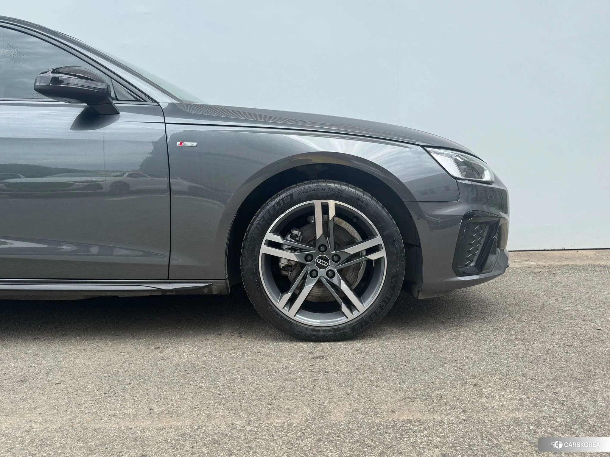 Audi A4L id 4455149 из Китая 25