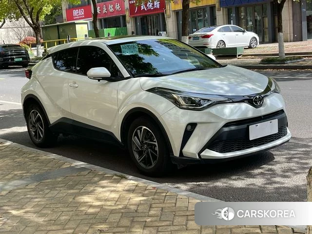 Toyota C-HR id 4221216 из Китая 14