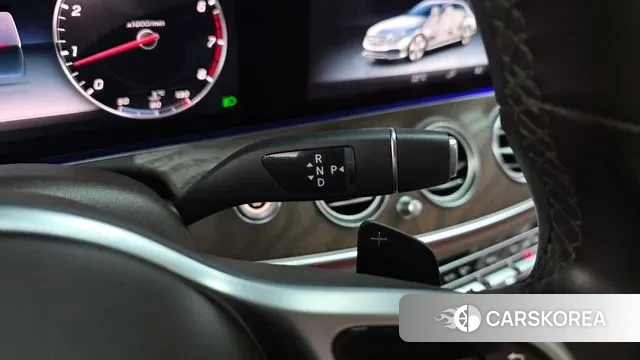 Mercedes-Benz E-Class W213 id 3728521 из Кореи 19