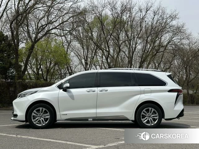 Toyota Saina id 4257693 из Китая 15