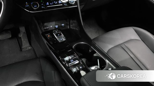 Hyundai Sonata Hybrid (DN8) id 3832815 из Кореи 19