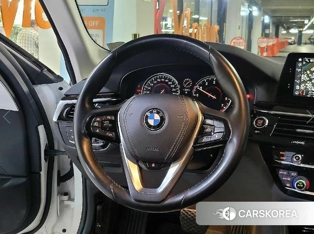 BMW 5 Series (G30) id 4667658 из Кореи 19