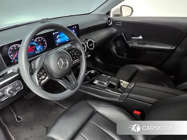 Mercedes-Benz A-Class W177 id 3504332 из Кореи 19