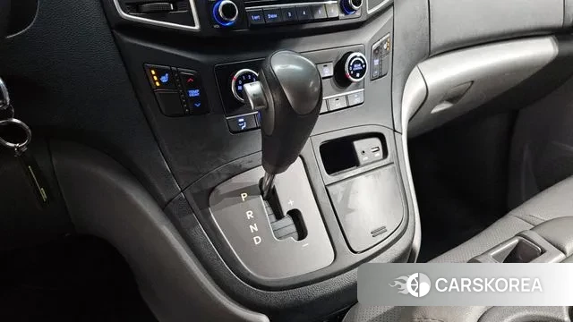 Hyundai The New Grand Starex id 3350947 из Кореи 19